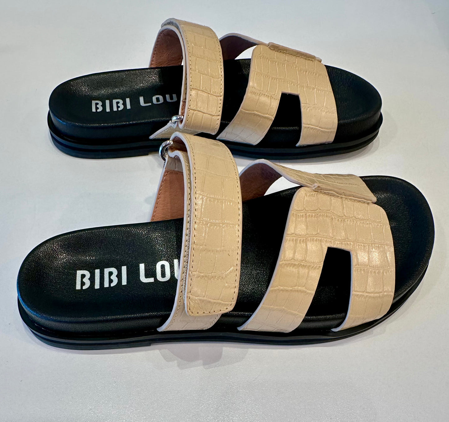 BIBI LOU | MINDY FLAT SANDAL | BEIGE