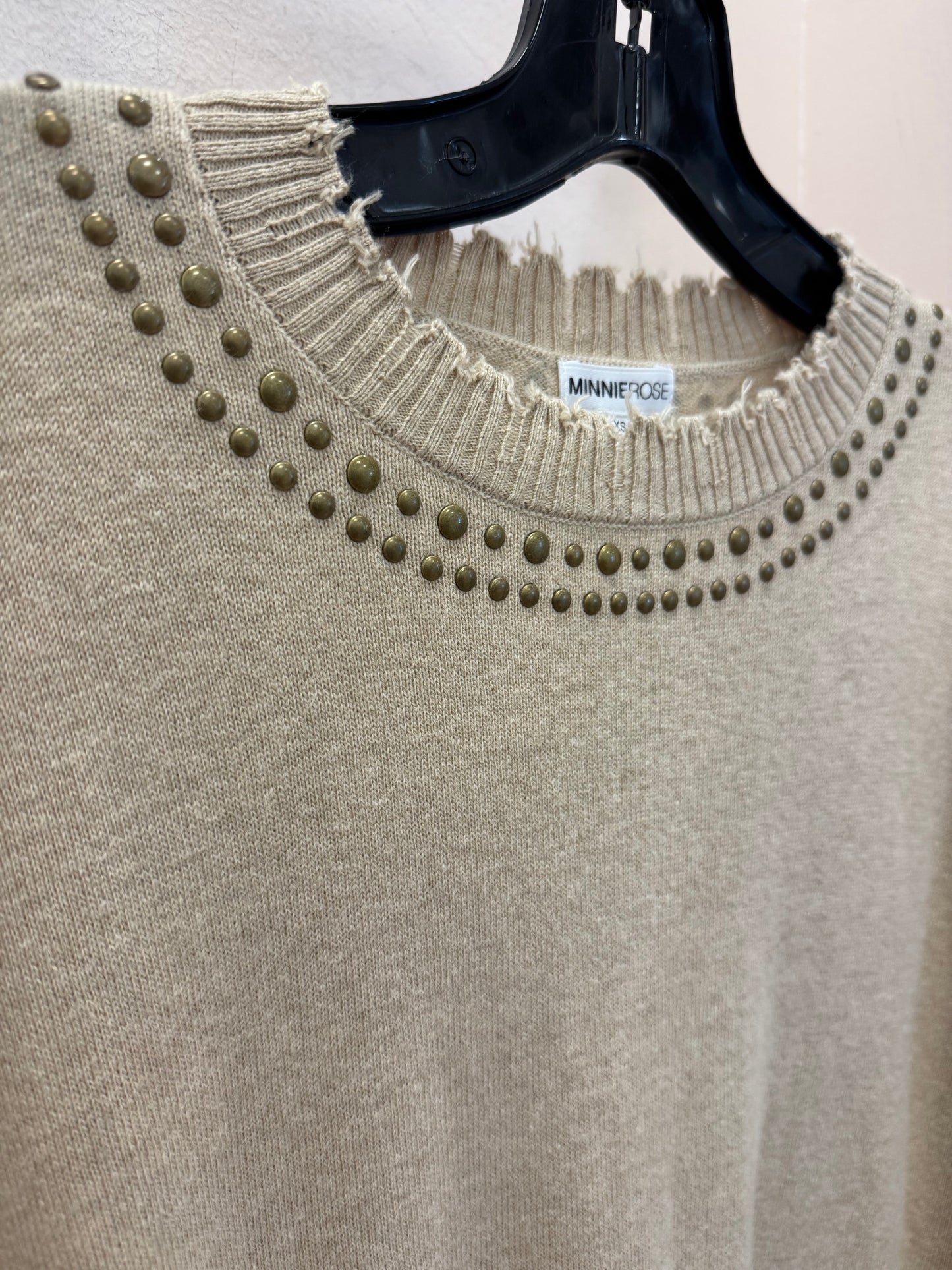 MINNIE ROSE | FRAYED BELL SLEEVE STUDDED CREW | BROWN SUGAR