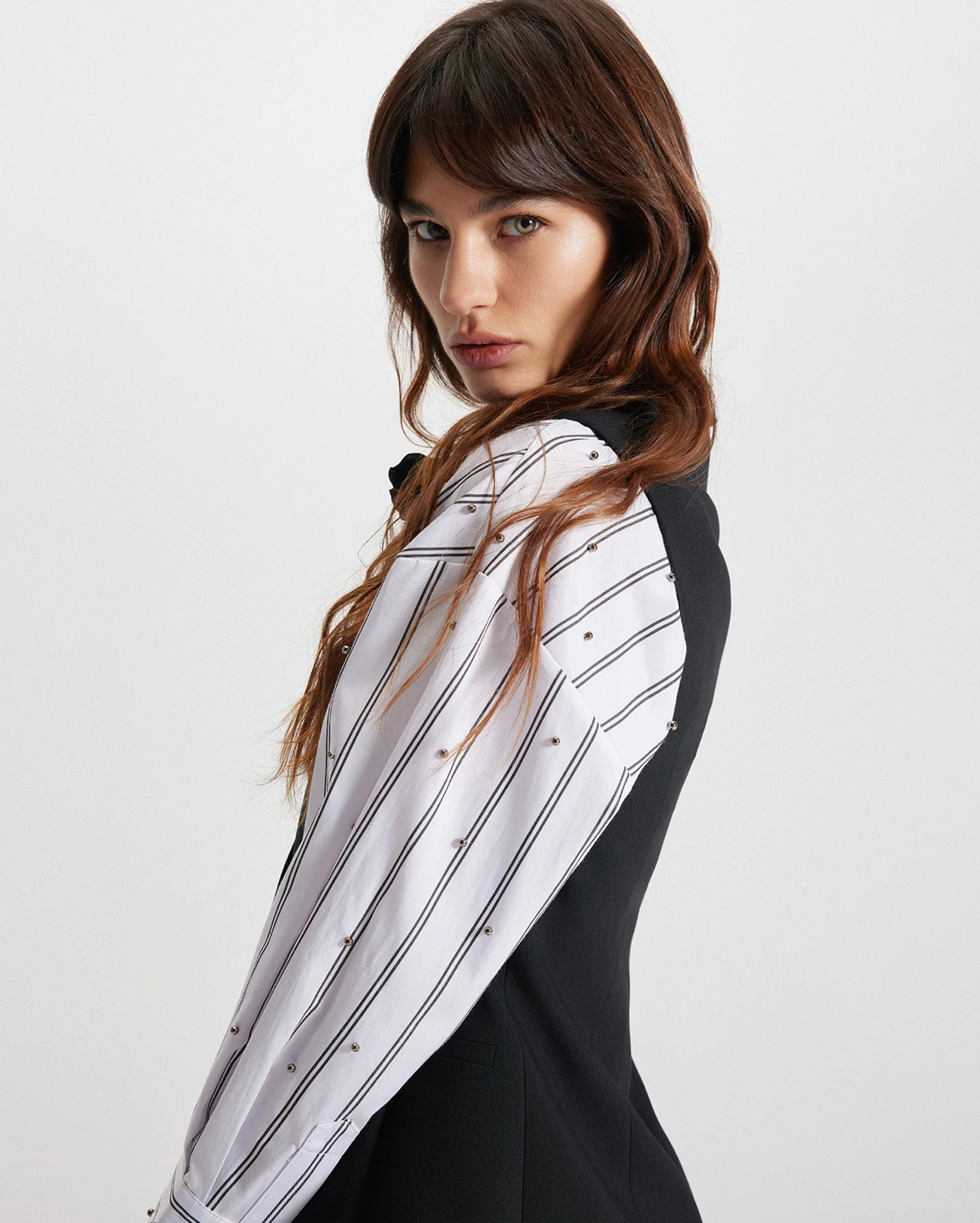 THEO | ECHO PEARLY SHIRT | WHITE/GUNMETAL