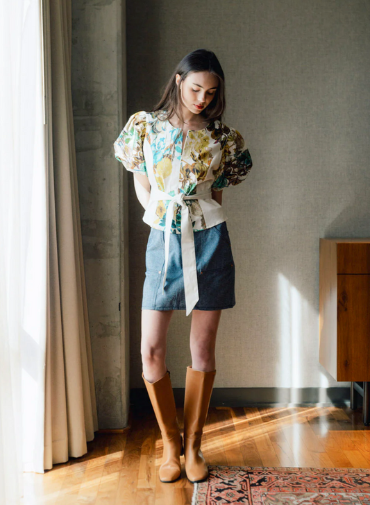 NEVER A WALLFLOWER | PRINCESS SEAM ZIP UP TOP | HYPER FLOWER