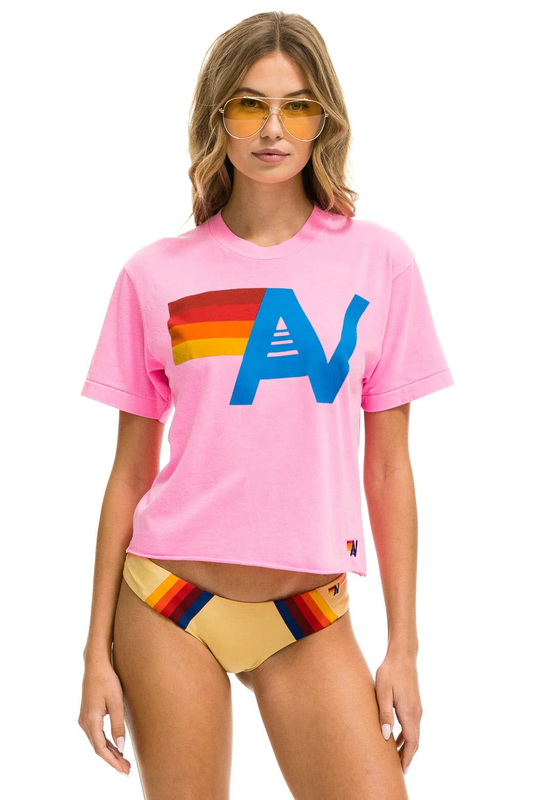 logo-boyfriend-tee-neon-pink-boyfriend-tee-aviator-nation-552717.webp?v\u003d1721769956