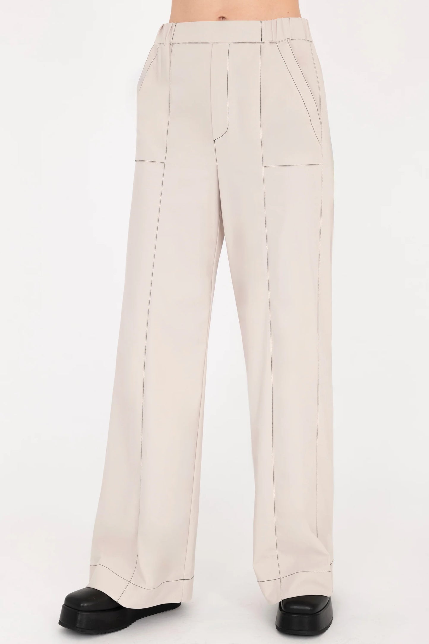 ELAINE KIM | SOFT TECH EASY PANTS WITH CONTRAST STITCHING | OYSTER