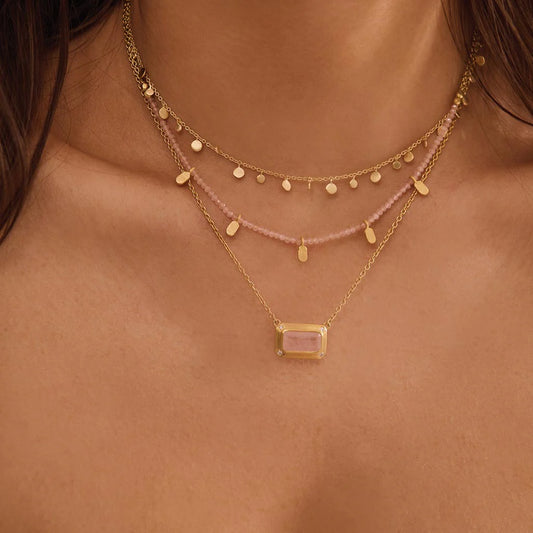 MURKANI | ROSE QUARTZ PENDANT NECKLACE WITH WHITE TOPAZ