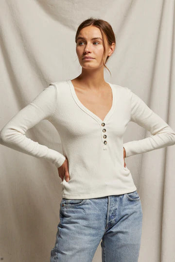 Perfect White Tee/ Sweater Rib Long Sleeve V Neck/ Sugar