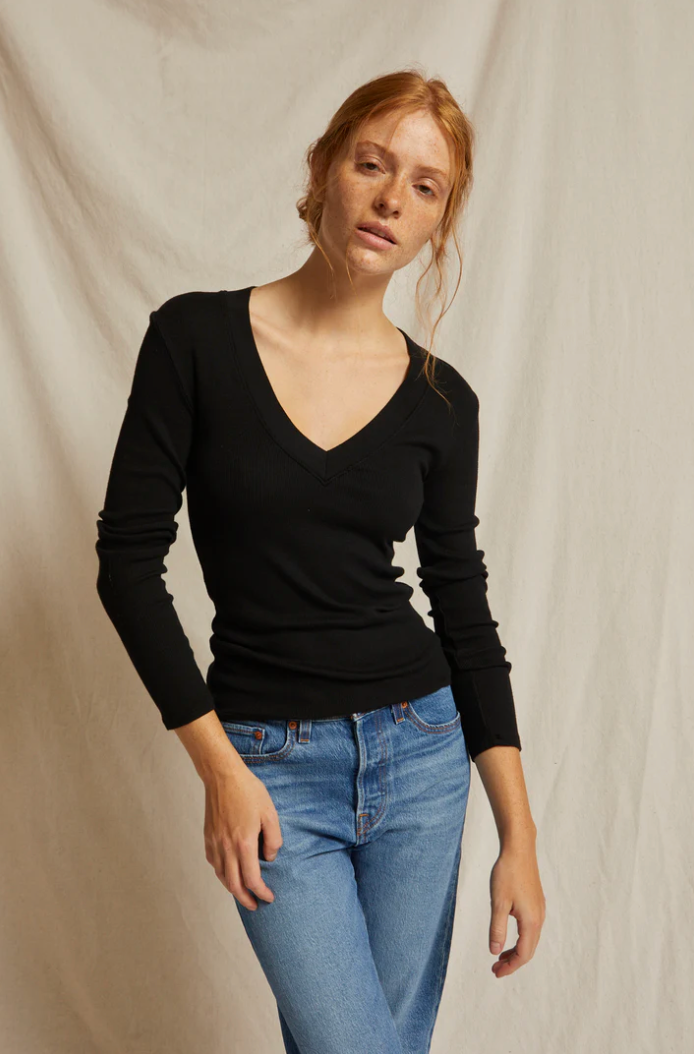 Viola/ Luxe Rib Long Sleeve V Neck/ True Black