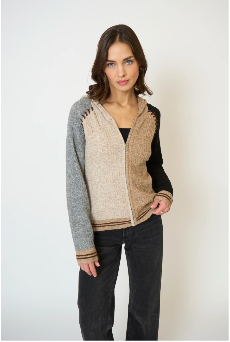 CENTRAL PARK WEST | FAYE CABLED HOODIE W/WHIPSTITCH | BLACK/BROWN