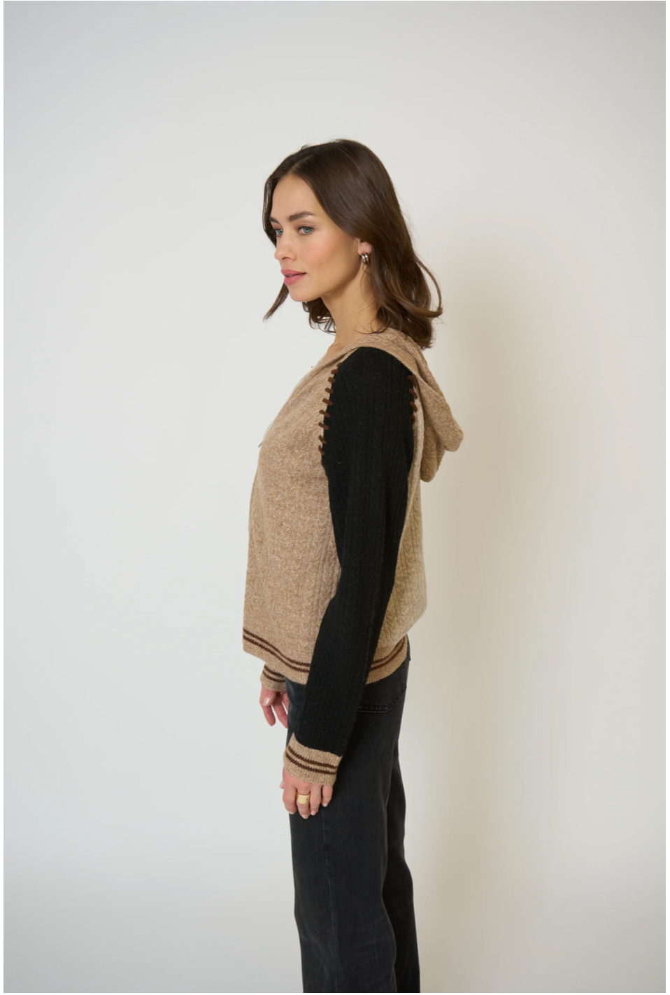 CENTRAL PARK WEST | FAYE CABLED HOODIE W/WHIPSTITCH | BLACK/BROWN