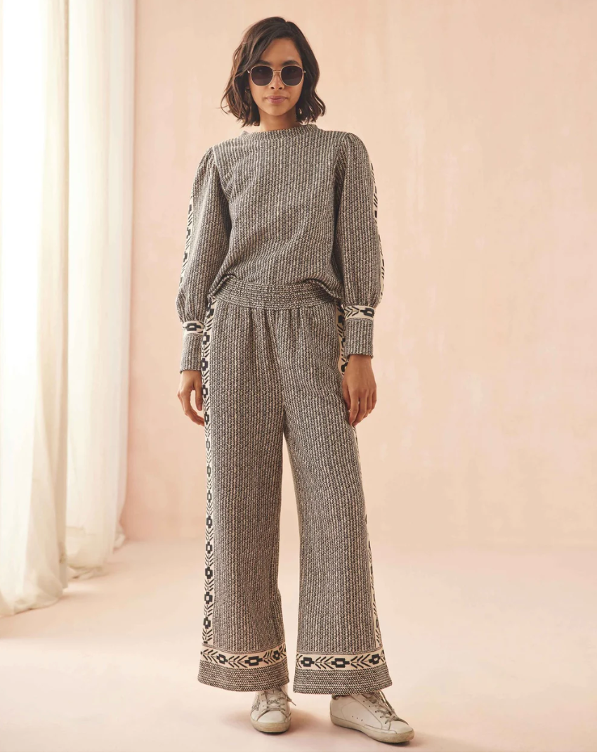 OMIKA | LYDIA SWEATSHIRT | BLAKELY SESAME