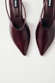 ALOHAS | EROS LEAHTER PUMPS | BURGUNDY